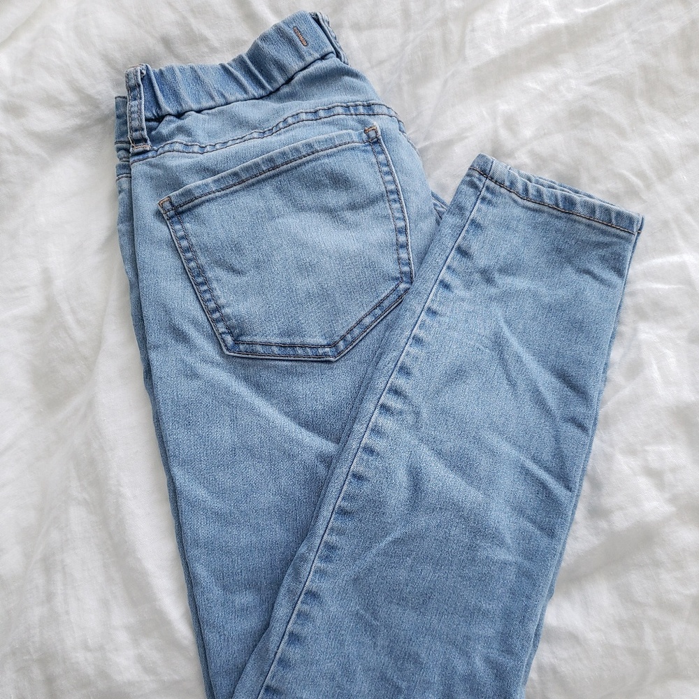 Free People stretchy skinny jeans